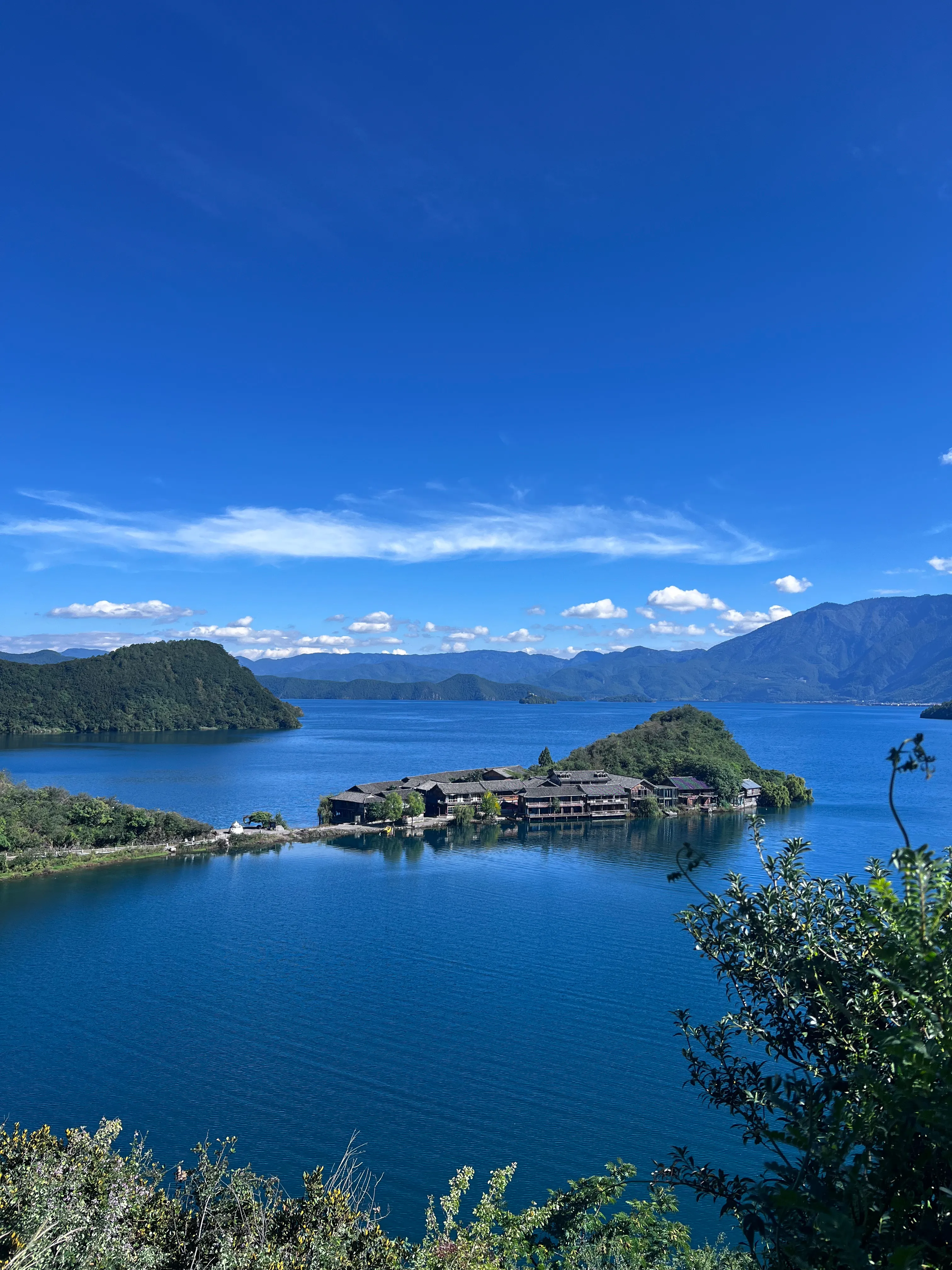 泸沽湖